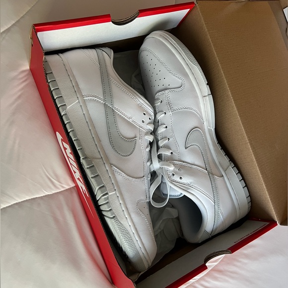 DUNK LOW RETRO
"Pure Platinum" men’s size 12 - Picture 5 of 5